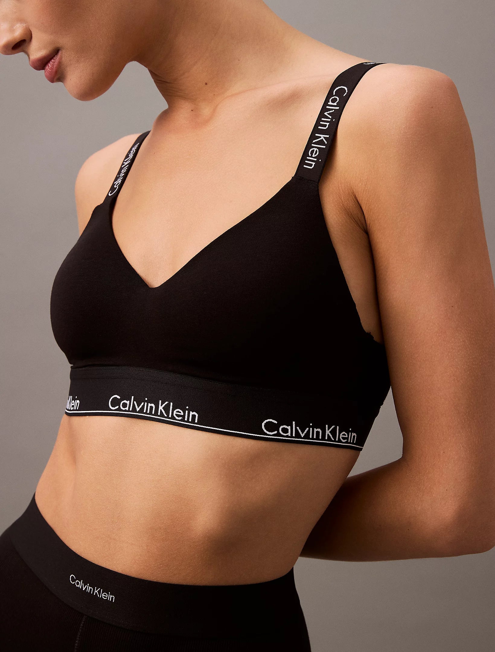 Sostén Top Deportivo Calvin Klein Top SIN AROS Algodón Sin