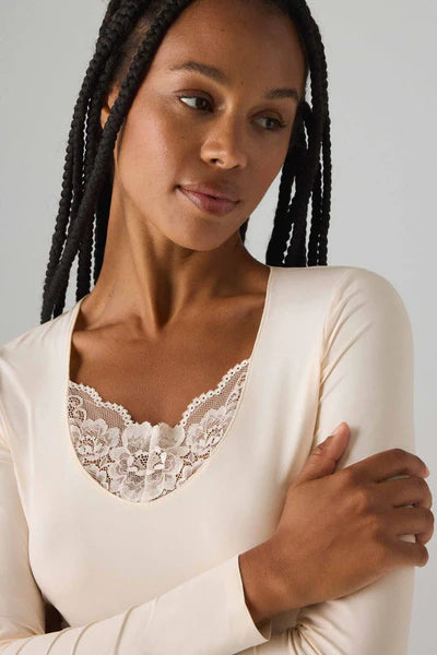 Camiseta mujer manga larga microfibra con encaje en el escote Ysabel Mora
