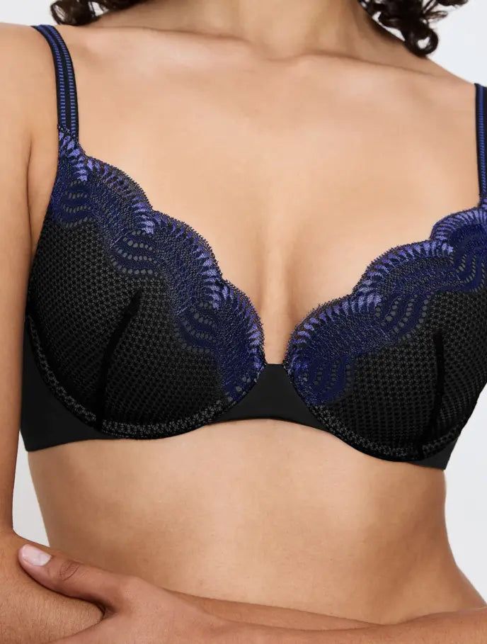 Sujetador con aros flexibles y fino relleno colección Comfort Glam WHU Triumph