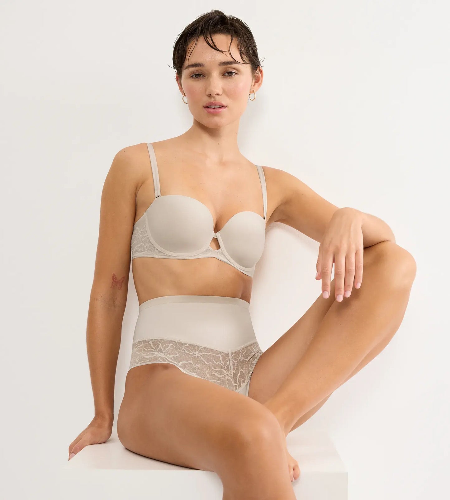 Sujetador SIN TIRANTES copas B, C, D Triumph Comfort Contour WDP