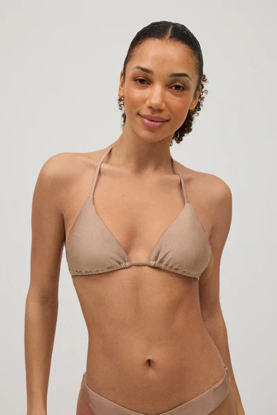 Top bikini triángulo color bronce COMBINABLE YSABEL MORA