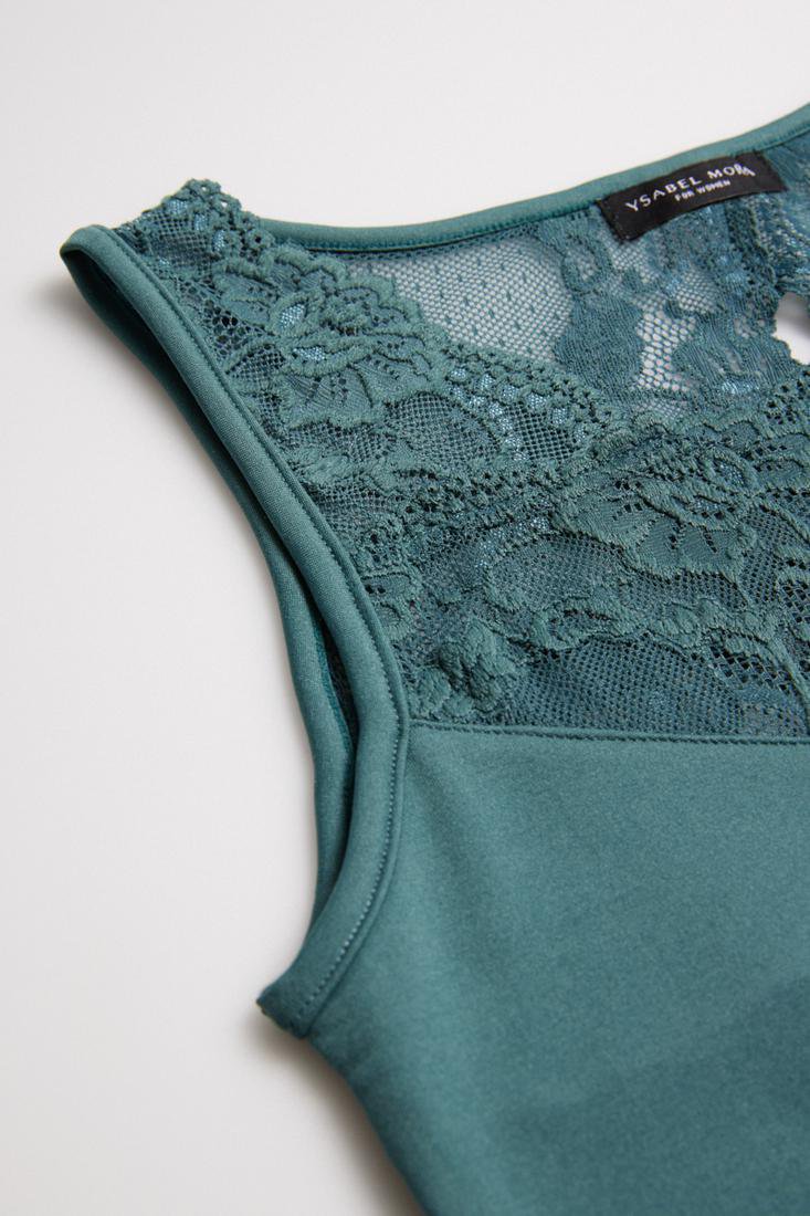 Camiseta térmica tirante ancho con encaje en el escote Ysabel Mora