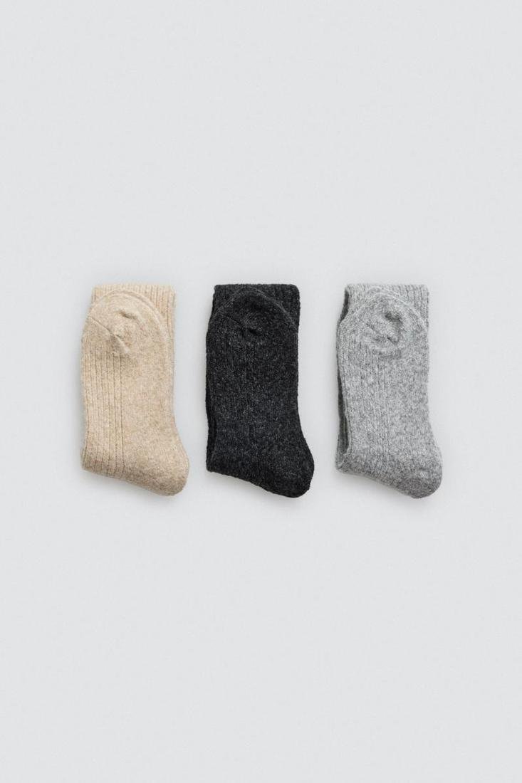 Calcetines mujer extra largos colores lisos YSABEL MORA