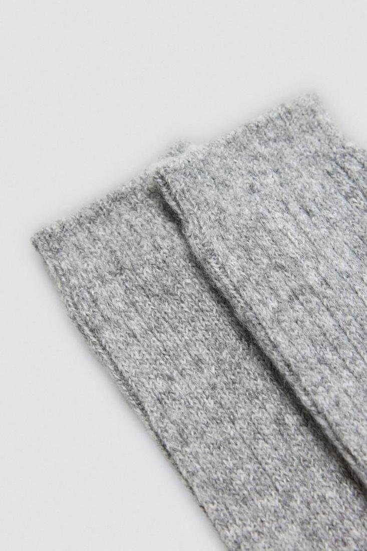 Calcetines mujer extra largos colores lisos YSABEL MORA