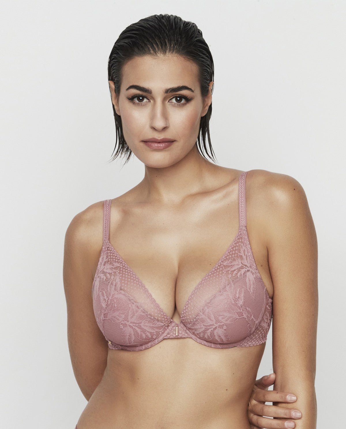 Sujetador con aro escote profundo colección MALITZIA SELMARK