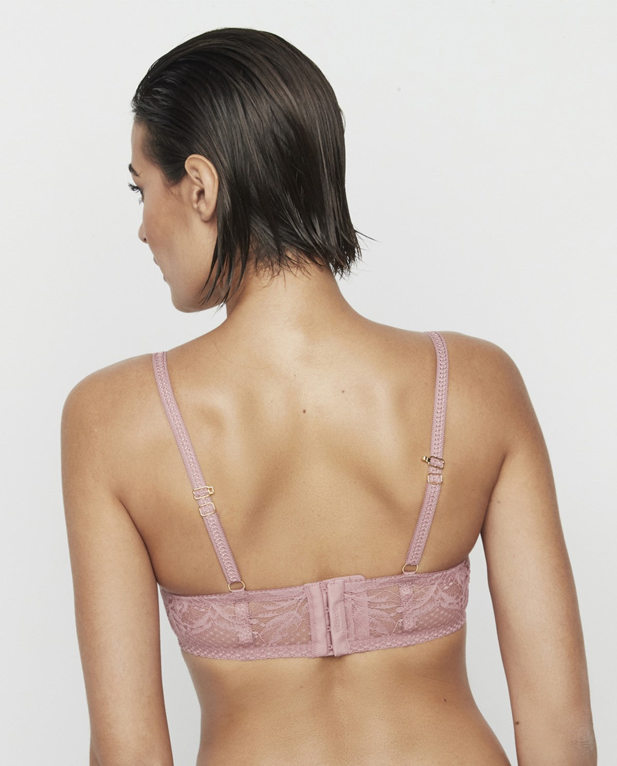 Sujetador con aro escote profundo colección MALITZIA SELMARK