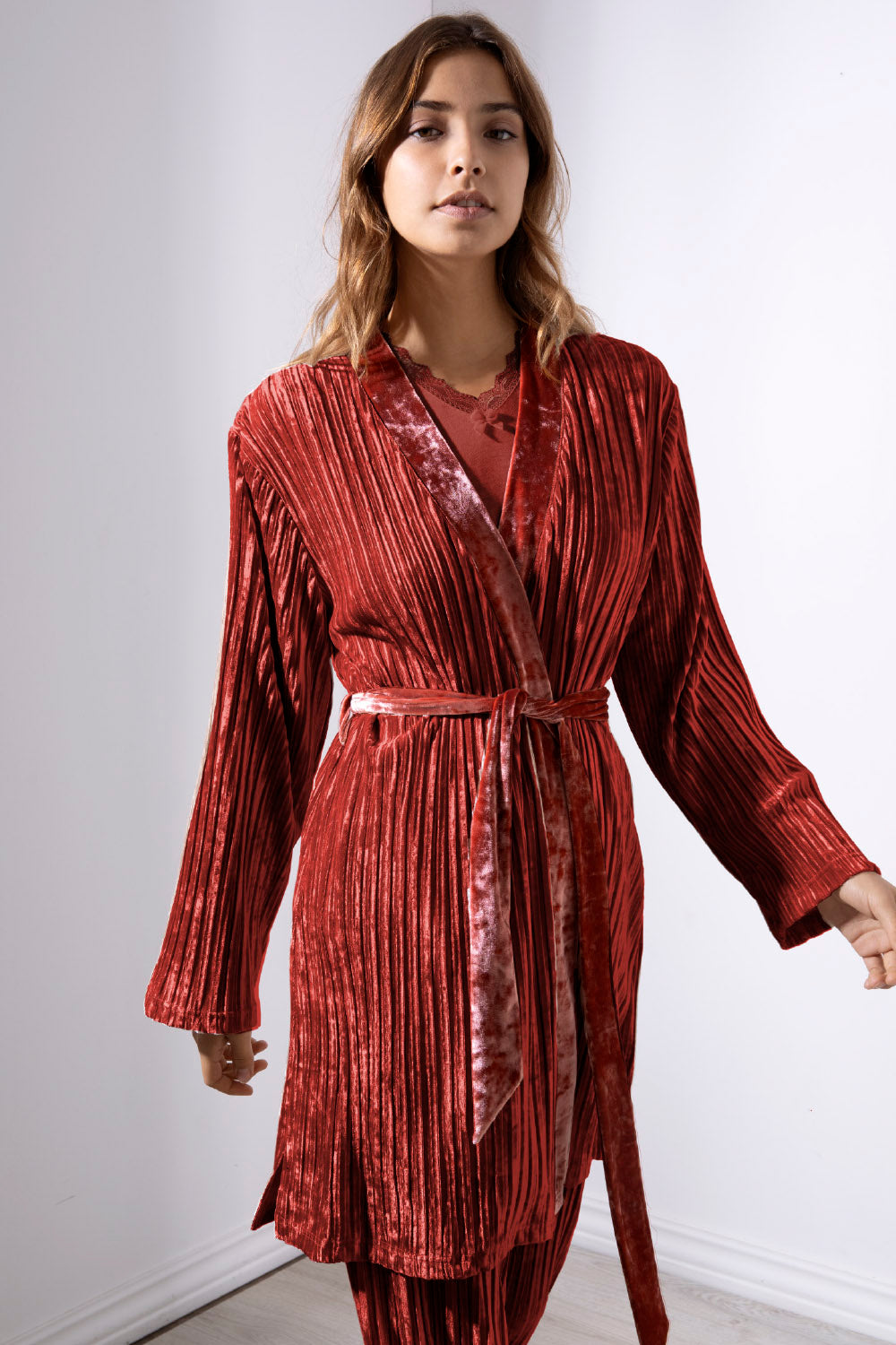 Pijama de mujer de punto y terciopelo plisado NIGHTWOOD de ADMAS