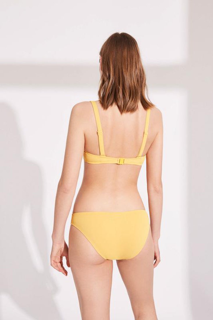 Sujetador de bikini con aro y foam COMBINABLE COPA C colores lisos micro piqué YSABEL MORA