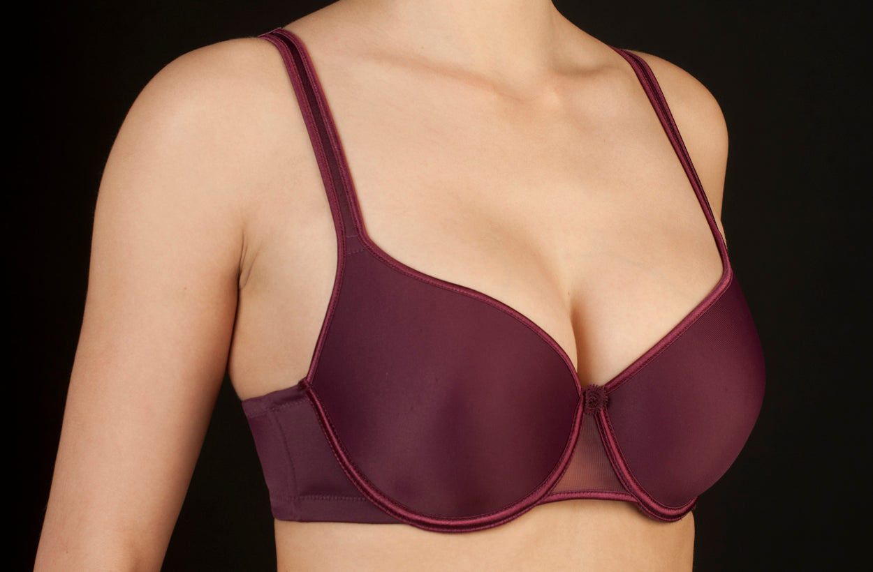 Sujetador de capacidad con aro y foam modelo Sara copa D SELENE