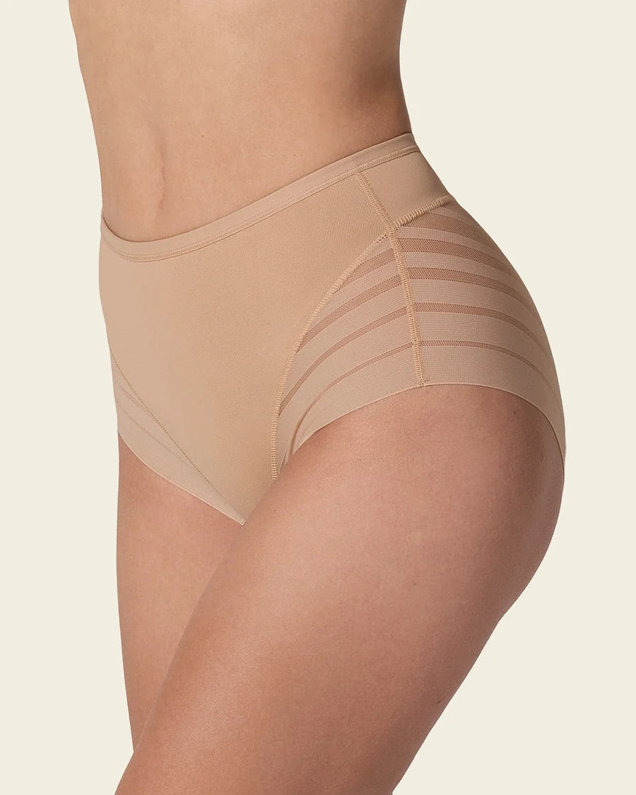 Braga faja invisible con control en abdomen y bandas de tul Leonisa