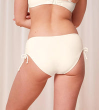 Cargar imagen en el visor de la galería, Braga bikini talle medio regulable en altura SUMMER GLOW MIDI sd TRIUMPH