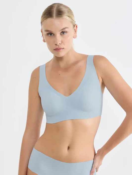 Bralette sin aros ni costuras ZERO Feel 2.0 azul claro SLOGGI