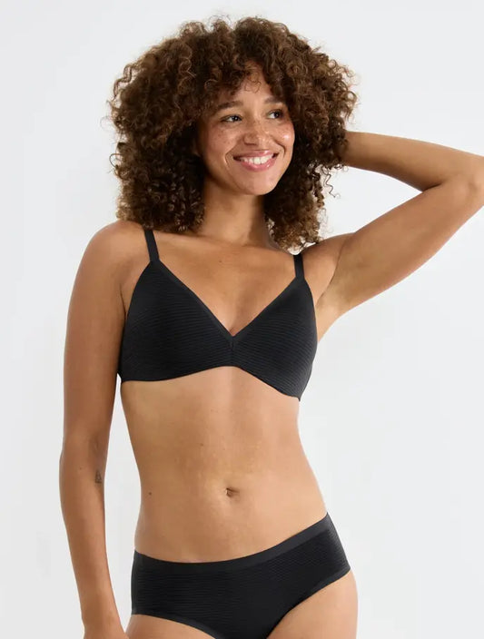 Bralette sin aros PUSH UP sin costuras ZERO Feel Air THE UP 2.0 SLOGGI