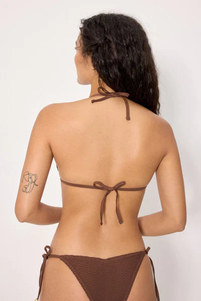 Top bikini triángulo COMBINABLE tejido calado marrón YSABEL MORA copa B
