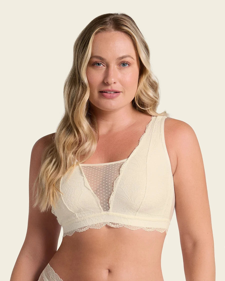 Bralette con blonda suave y bolsillo interior para prótesis Leonisa