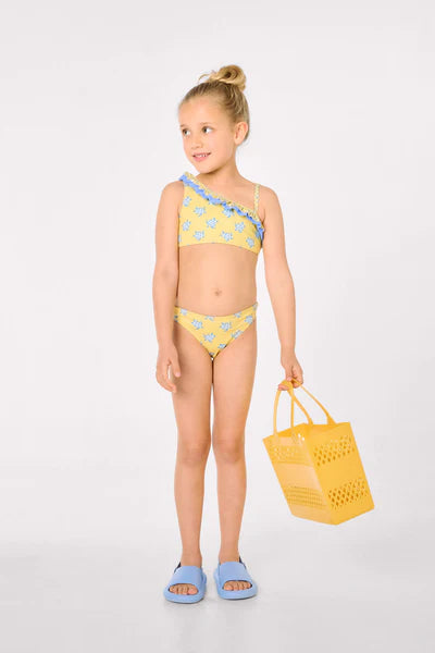 Bikini niña asimétrico detalle volantes estampado tortugas Ysabel Mora