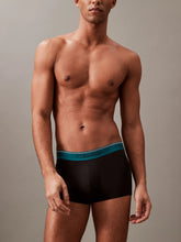 Cargar imagen en el visor de la galería, Pack 3 Boxer tiro bajo Microfiber Stretch CALVIN KLEIN