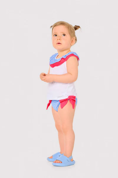 Conjunto bebé camiseta y braguita detalles volantes y lazos estampado flores Ysabel Mora