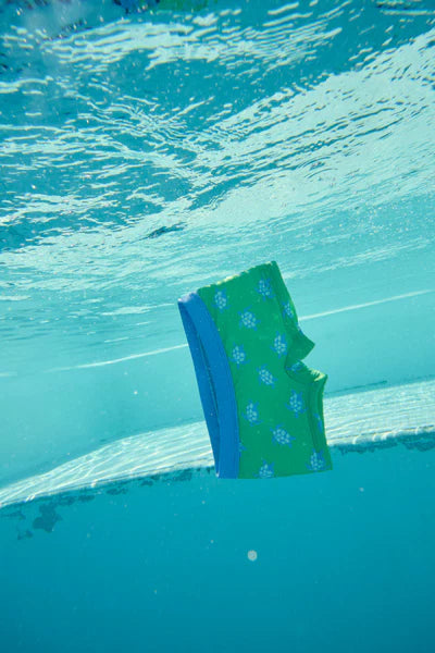 Bañador bóxer bebé estampado tortugas verde Ysabel Mora