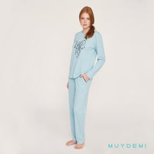 Cargar imagen en el visor de la galería, Pijama invierno mujer celeste &quot;Happy&quot; MUYDEMI