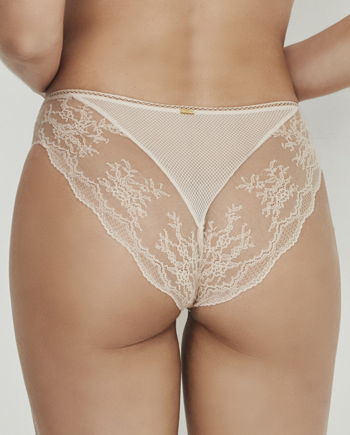 Braga bikini talle medio colección Manuela SELMARK