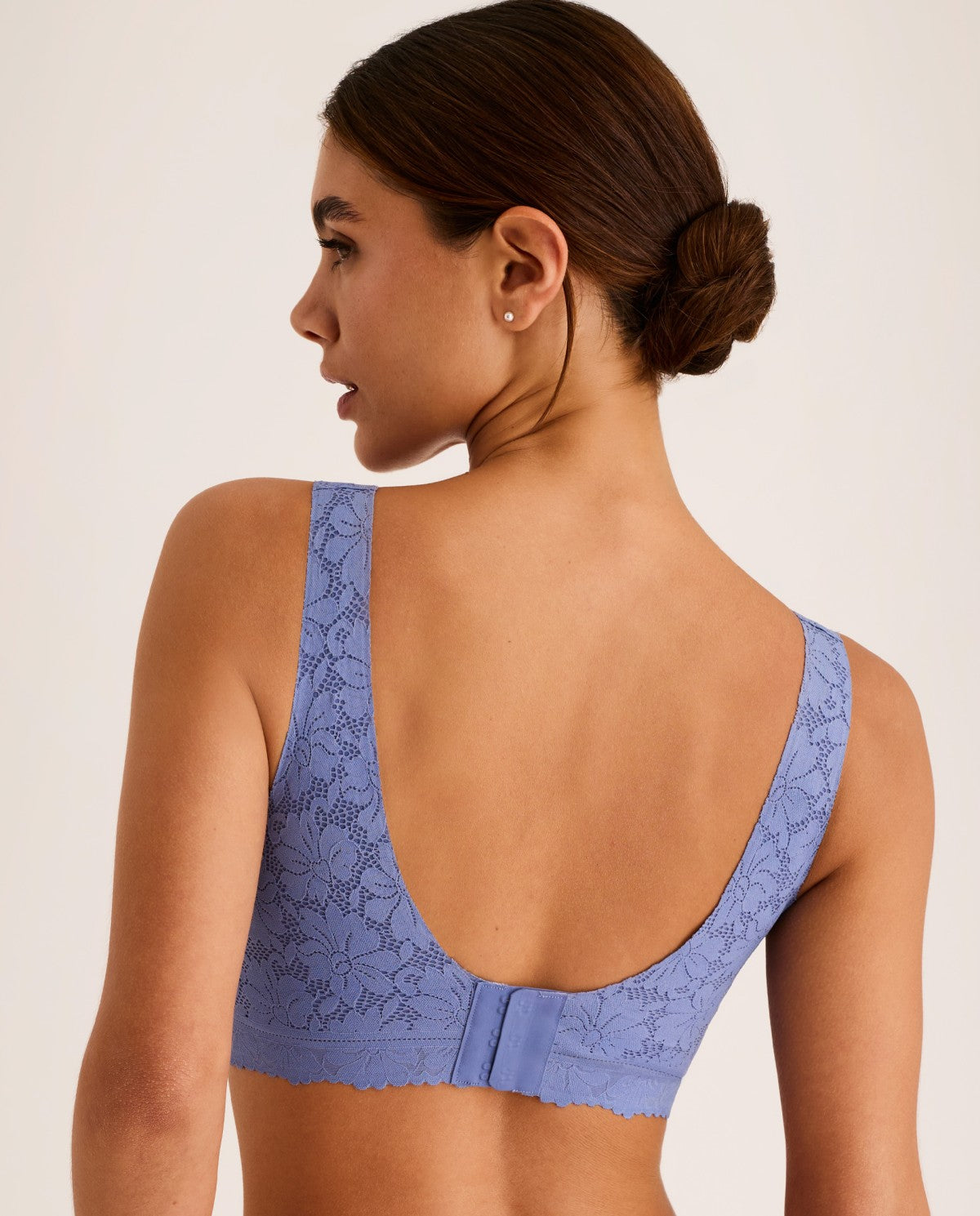 Sujetador moldeador sin costuras y sin aros comfortwear ONE & LACE de SELMARK