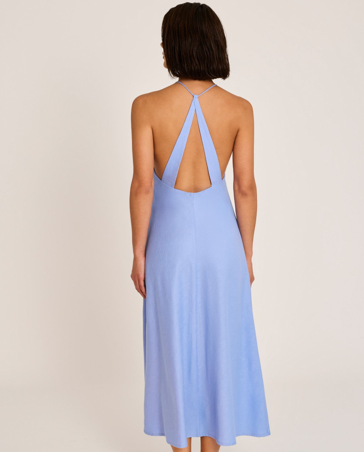 Vestido largo escote halter y espalda descubierta celeste SELMARK