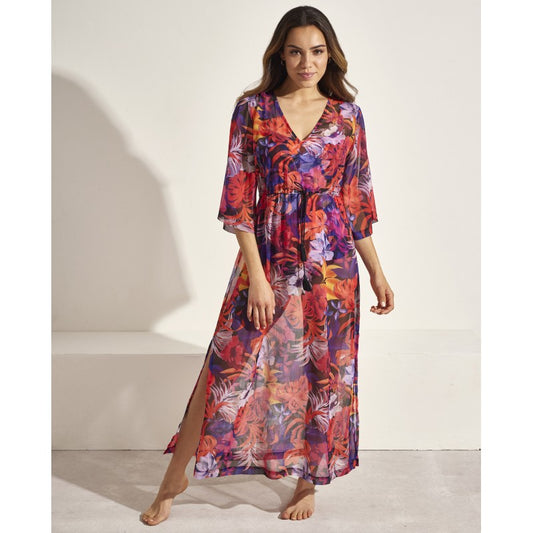 Vestido largo playero estampado floral sobre fondo negro SELMARK