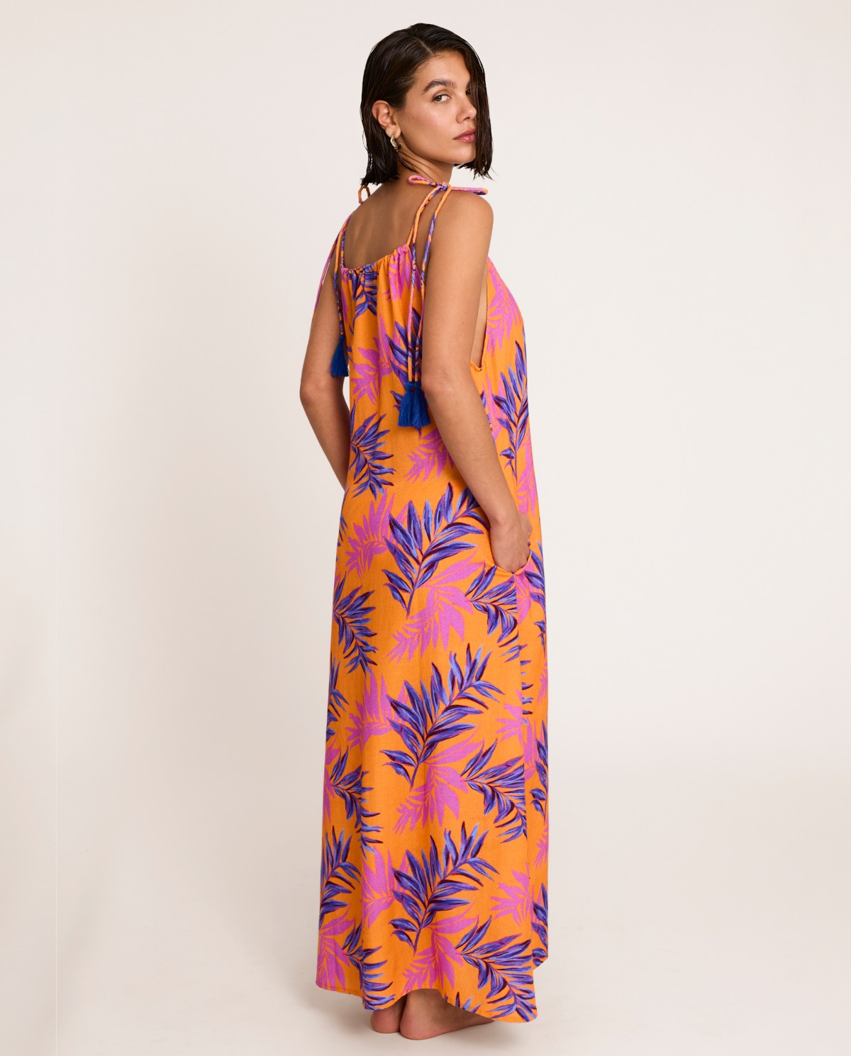 Vestido largo escote halter estampado hojas SELMARK