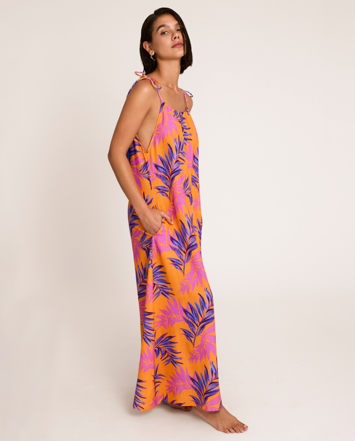 Vestido largo escote halter estampado hojas SELMARK