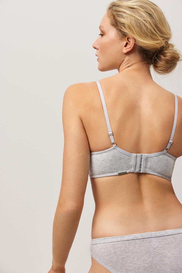 Sujetador sin aros con push-up Ysabel Mora 