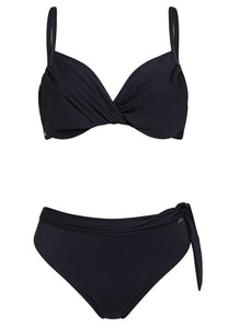 bikini negro con aros y braga alta dolores cortés