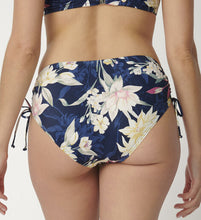 Cargar imagen en el visor de la galería, Braga de bikini con altura regulable COMBINABLE Botanical Leaf de Triumph