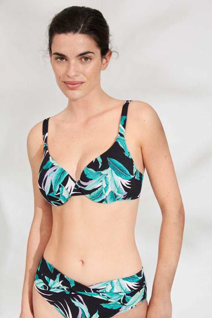 Bikini con aro copa B estampado tropical sobre negro YSABEL MORA