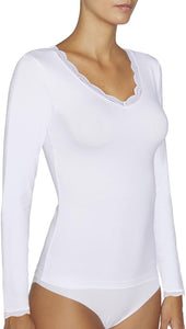 Camiseta mujer manga larga con blonda en el escote YSABEL MORA