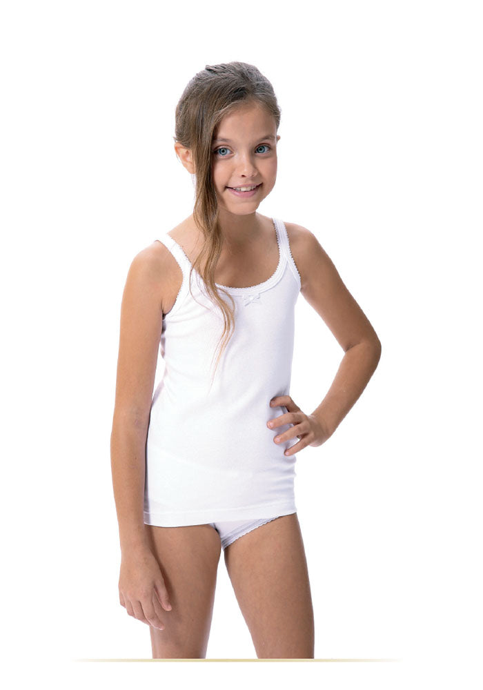 Camiseta interior blanca de niña de tirantes  Mariposas de Pera.: 9,30 €  - Amelie Ropa Bebe