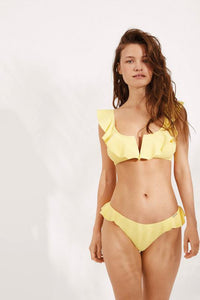 Top de bikini COMBINABLE liso con volante en el escote YSABEL MORA