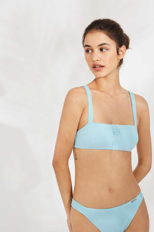 Top bikini BANDEAU COMBINABLE estampado rayas celestes YSABEL MORA