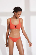 Cargar imagen en el visor de la galería, Bikini tipo top tejido canalé copa B naranja YSABEL MORA
