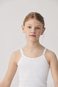 Camiseta interior niña tirantes finos algodón YSABEL MORA